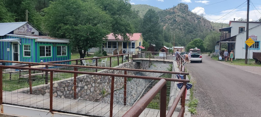 The Purple Onion | restaurant | Main street, Mogollon, NM 88039, USA | 5754187556 OR +1 575-418-7556