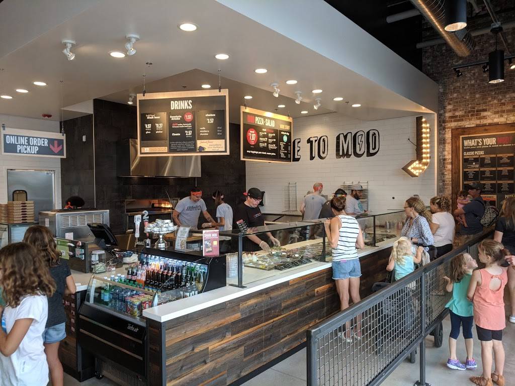 MOD Pizza | restaurant | 1022 Ogden Ave, Downers Grove, IL 60515, USA | 6302866775 OR +1 630-286-6775