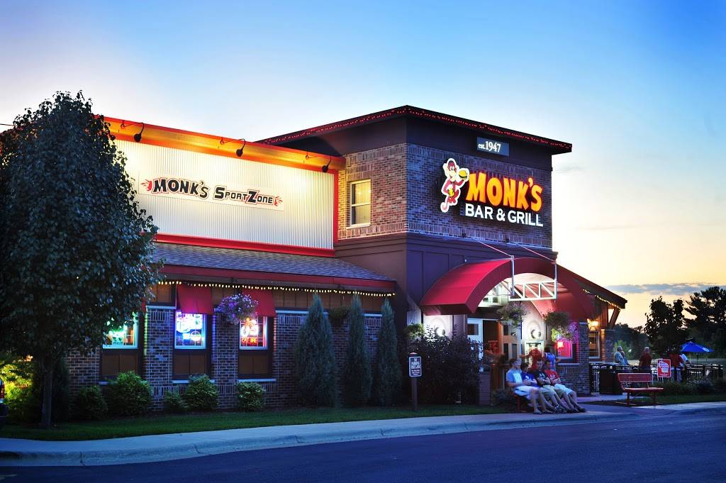 Monks Bar & Grill - Lake Delton | restaurant | 33 Hillman Rd, Lake Delton, WI 53940, USA | 6082546665 OR +1 608-254-6665