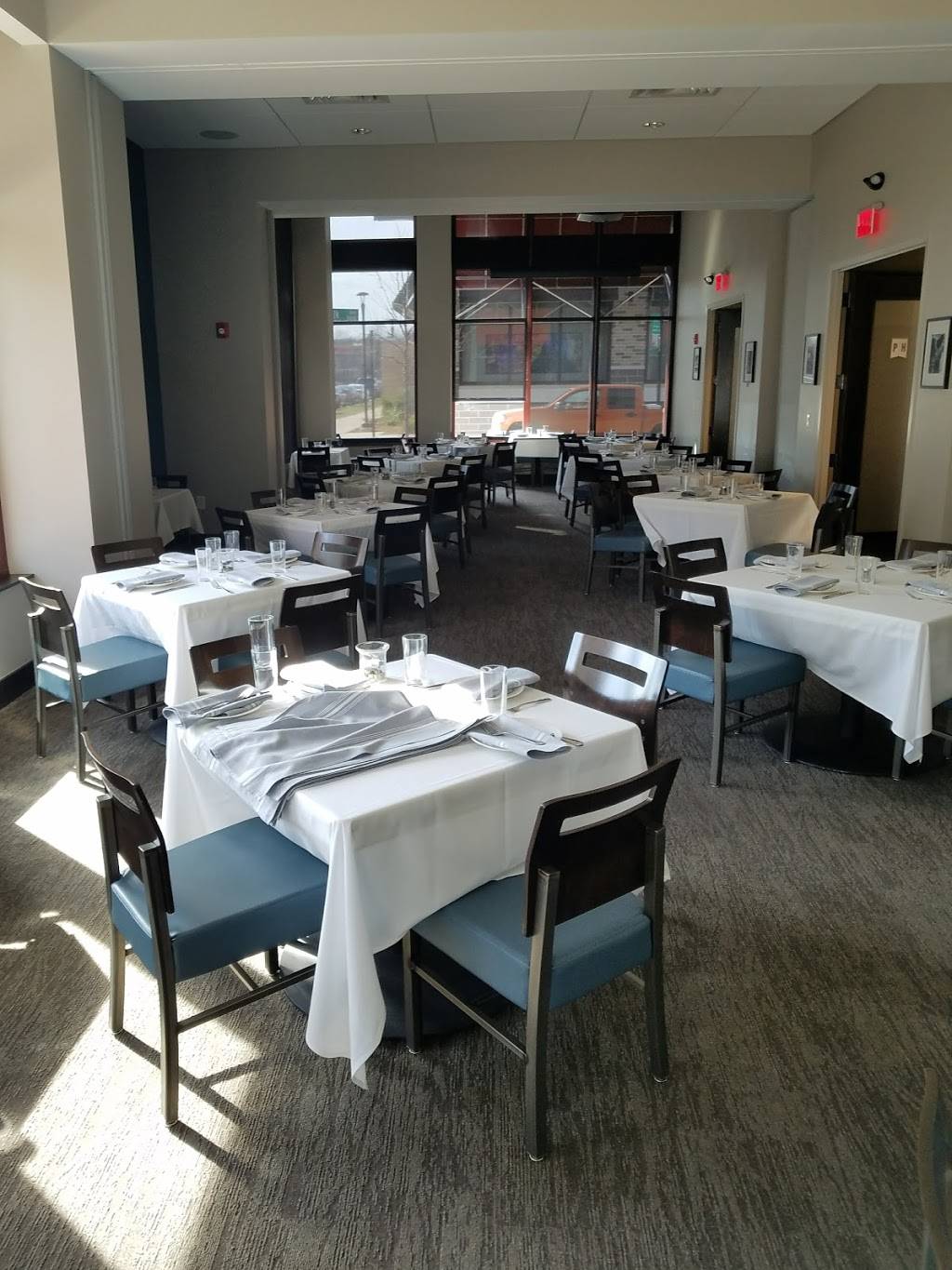 The Porters House | restaurant | 7417 Waverly Walk Avenue, Charlotte, NC 28277, USA | 7049307878 OR +1 704-930-7878