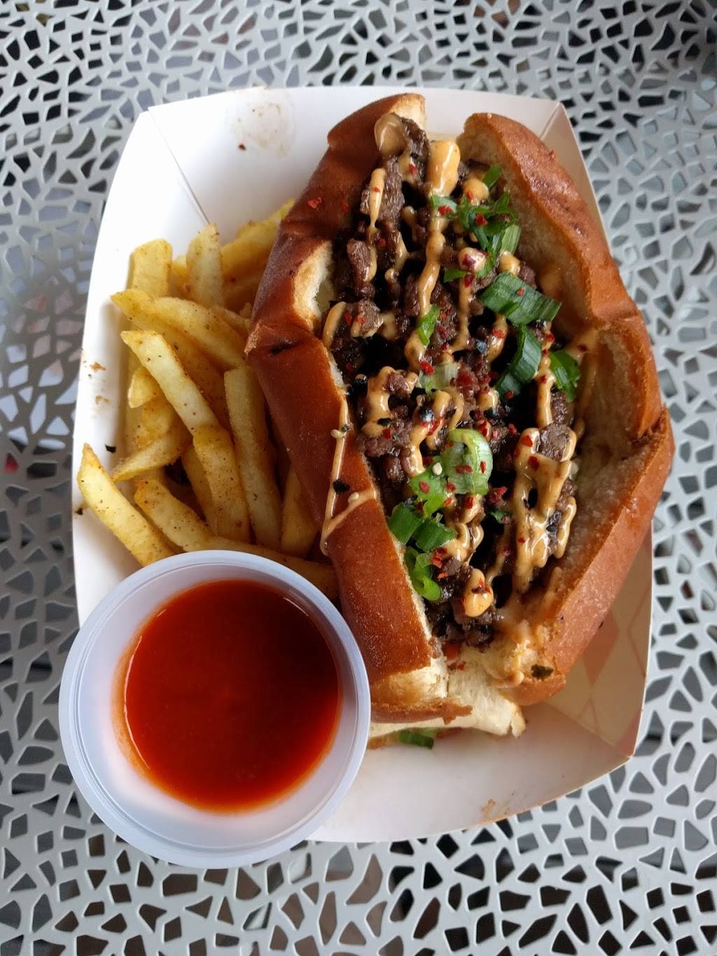 Truck Yard | restaurant | 2118 Lamar St, Houston, TX 77003, USA | 7138559666 OR +1 713-855-9666