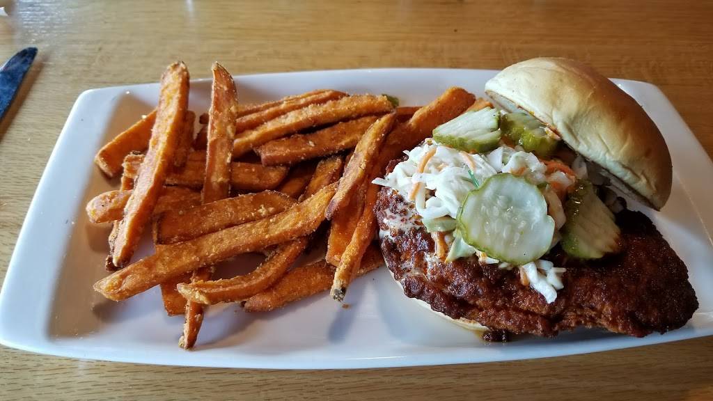 Applebees Grill + Bar | restaurant | 1375 28th St SW, Wyoming, MI 49509, USA | 6162612588 OR +1 616-261-2588