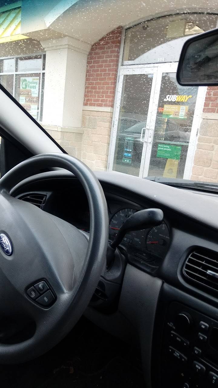 Subway | restaurant | 4195 Massillon Rd #101, Uniontown, OH 44685, USA | 3308999936 OR +1 330-899-9936