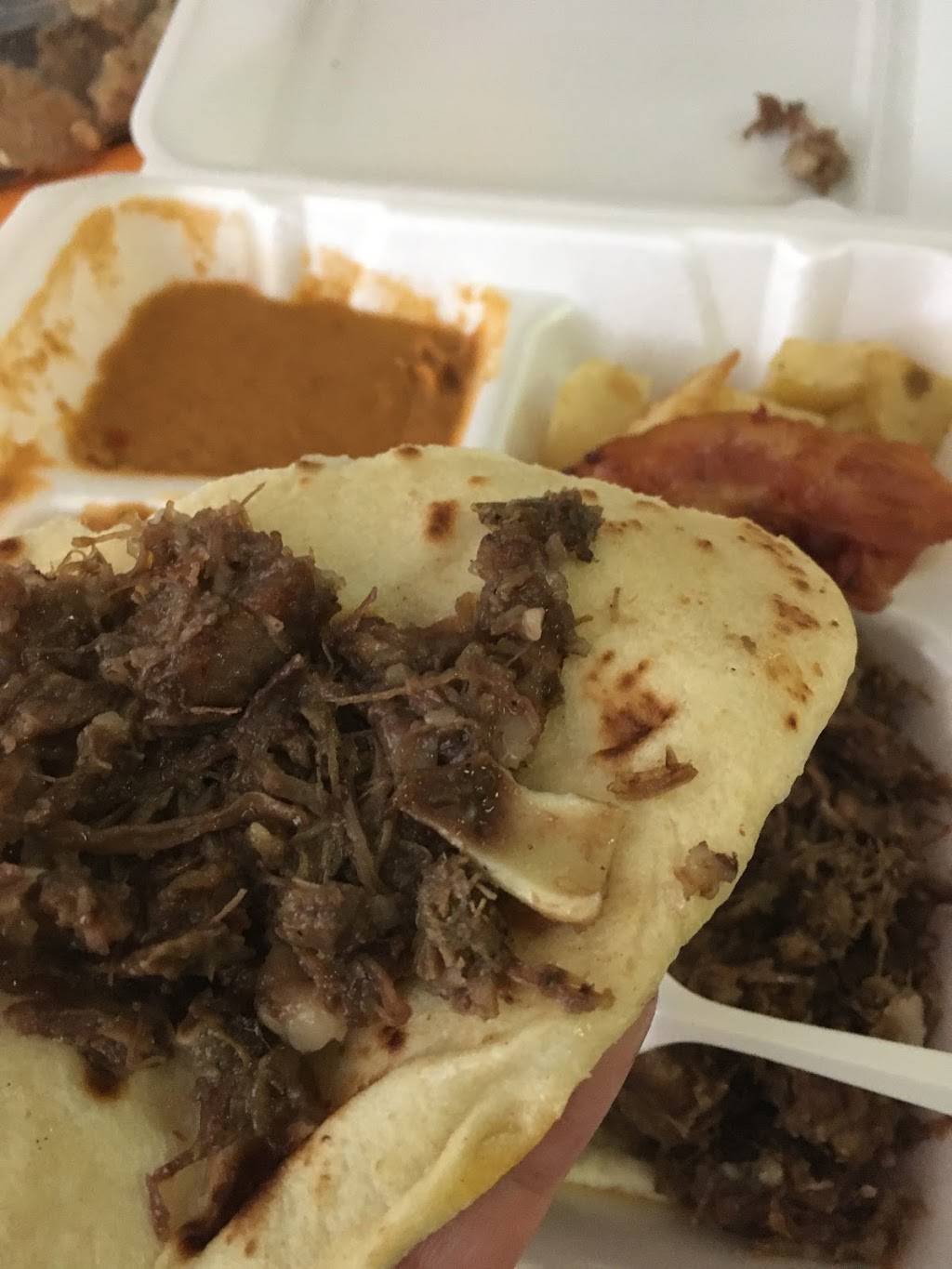 Plaza Tapatia Mexican Grill | restaurant | 9820 Potranco Rd, San Antonio, TX 78251, USA | 2104629792 OR +1 210-462-9792