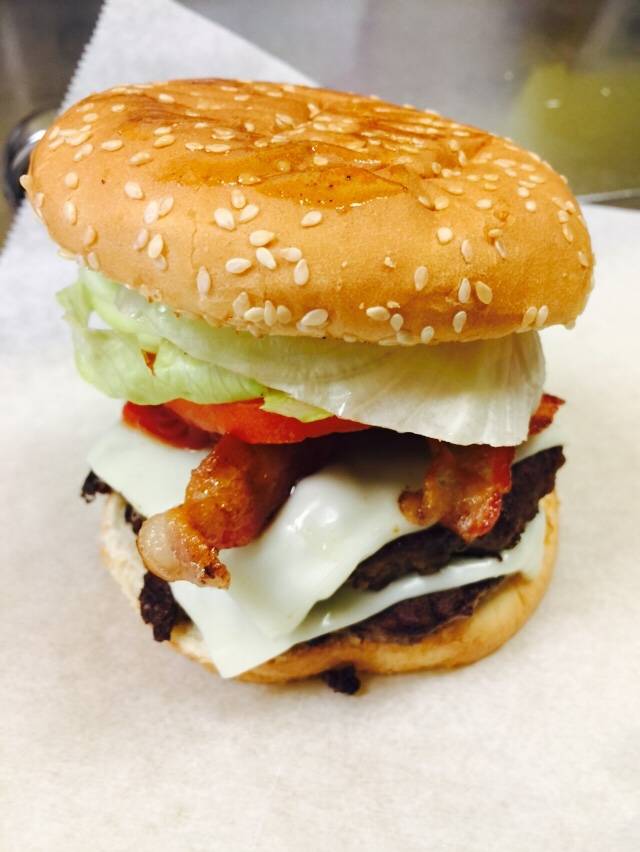 Bravo Breakfast & Lunch | restaurant | 4106 Lancaster Ave, Philadelphia, PA 19104, USA | 2675743583 OR +1 267-574-3583