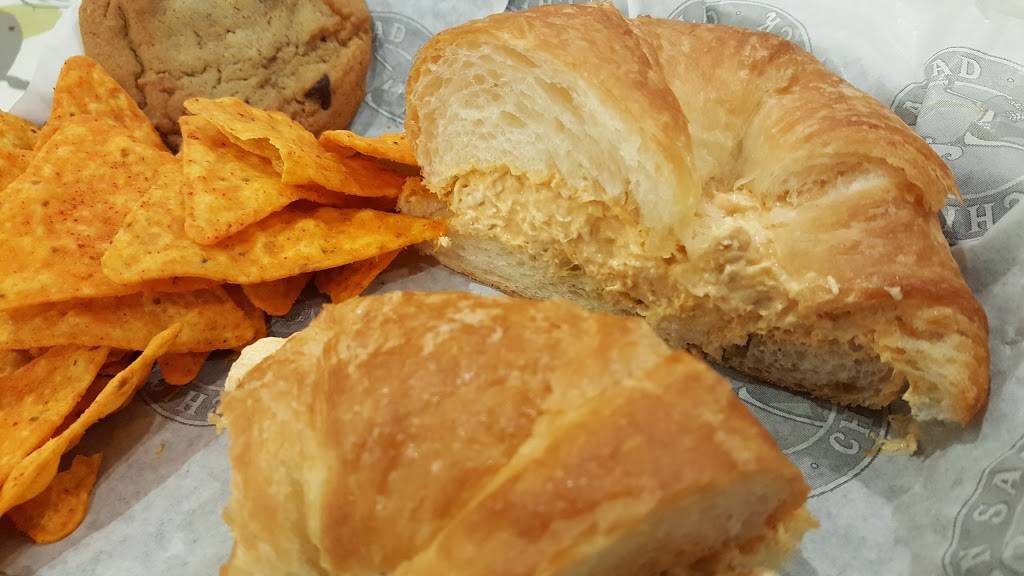 Chicken Salad Chick | restaurant | 1820 Gunbarrel Rd #200, Chattanooga, TN 37421, USA | 4233543043 OR +1 423-354-3043