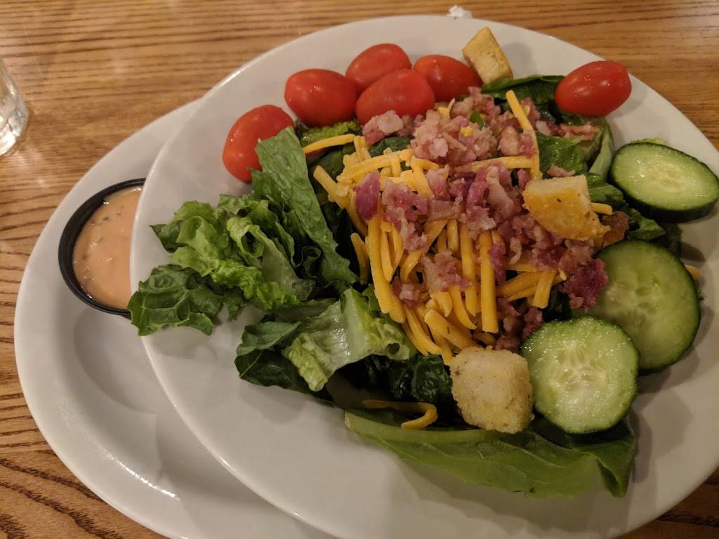 Cracker Barrel Old Country Store | restaurant | 3375 Lackey St, Lumberton, NC 28360, USA | 9107381481 OR +1 910-738-1481