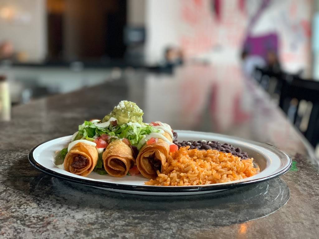 Maderos | restaurant | 5965 Village Way e107, San Diego, CA 92130, USA | 8583690717 OR +1 858-369-0717