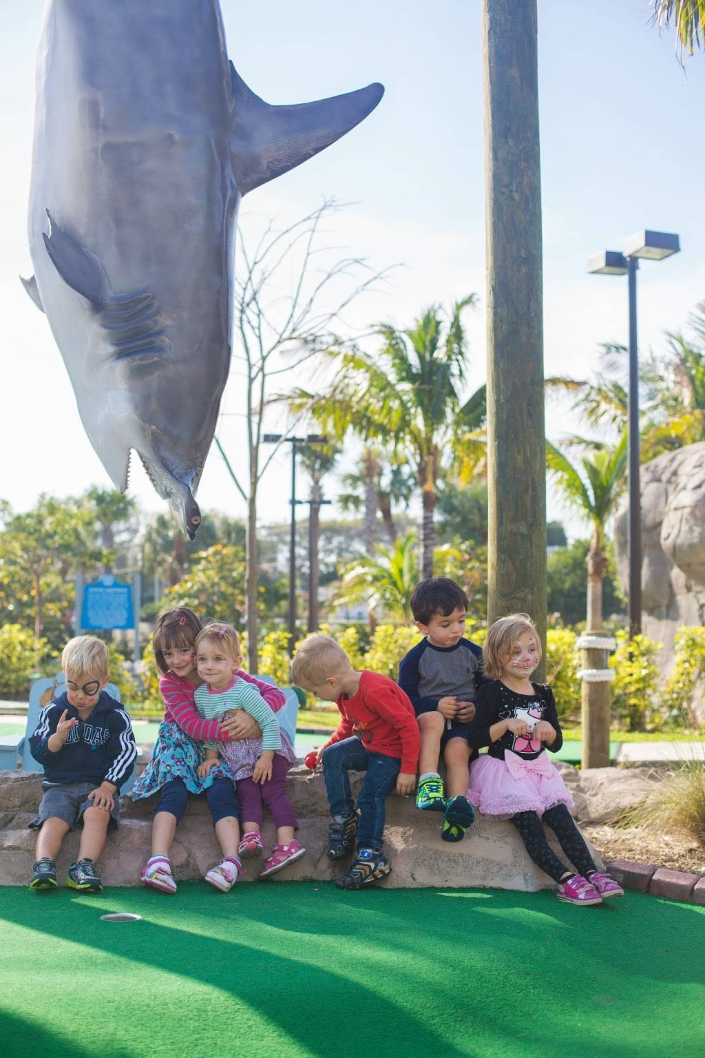 Lighthouse Cove Adventure Golf | restaurant | 617 N Hwy A1A, Jupiter, FL 33477, USA | 5612037965 OR +1 561-203-7965