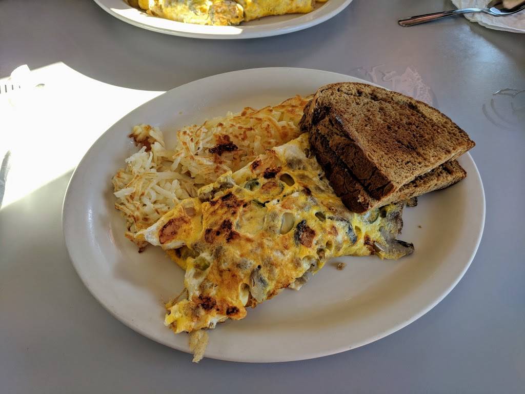 Rise & Shine Omelet Grill | restaurant | 1529 NW Cache Rd, Lawton, OK 73507, USA | 5803538150 OR +1 580-353-8150