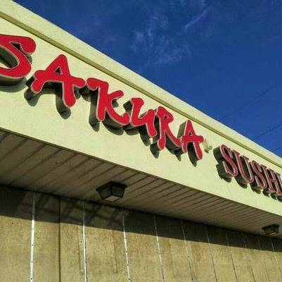 Sakura Sushi | restaurant | 1005 E St Charles Rd, Lombard, IL 60148, USA | 6306292469 OR +1 630-629-2469