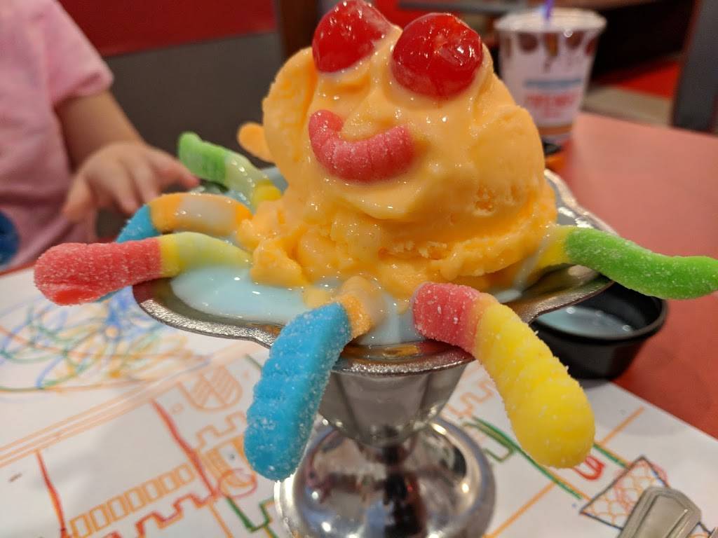 Friendlys | restaurant | 3047 NJ-38, Mt Laurel, NJ 08054, USA | 8567227557 OR +1 856-722-7557