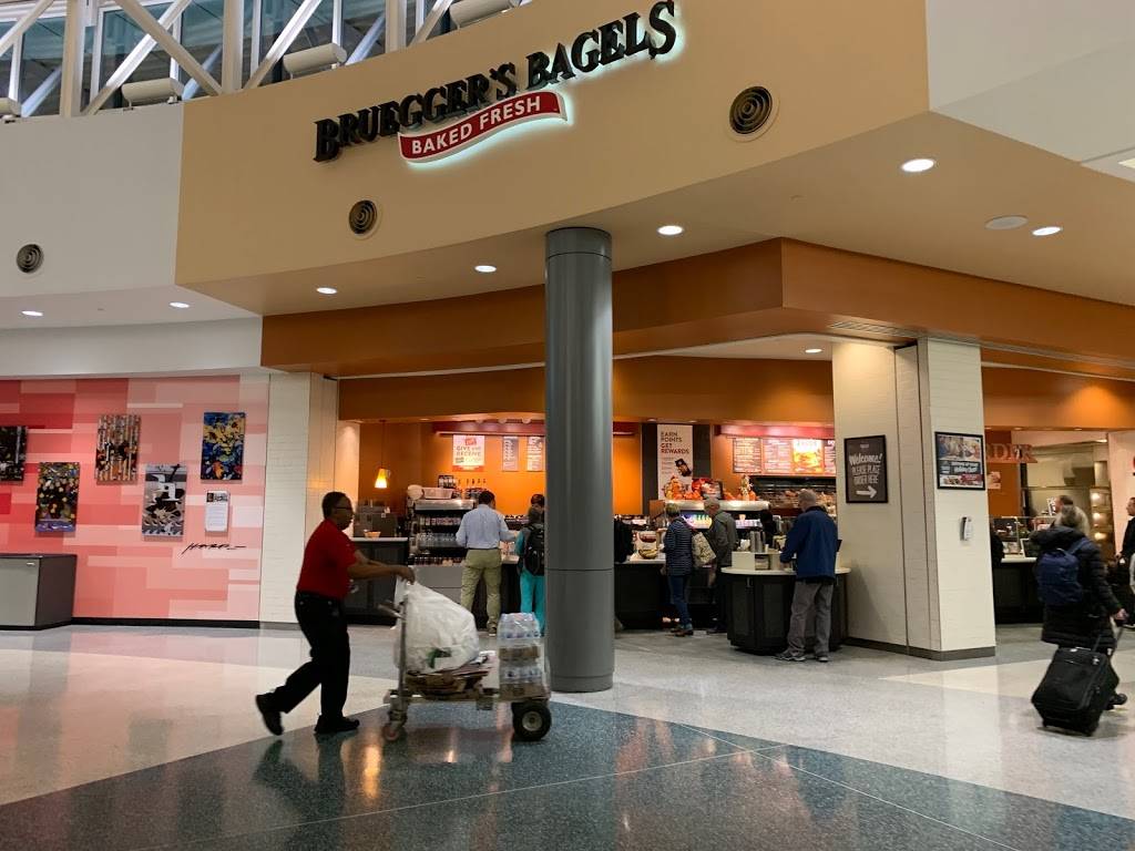 Brueggers Bagels | bakery | 3087 Terminal Drive Concourse B, Hebron, KY 41048, USA | 8597675812 OR +1 859-767-5812