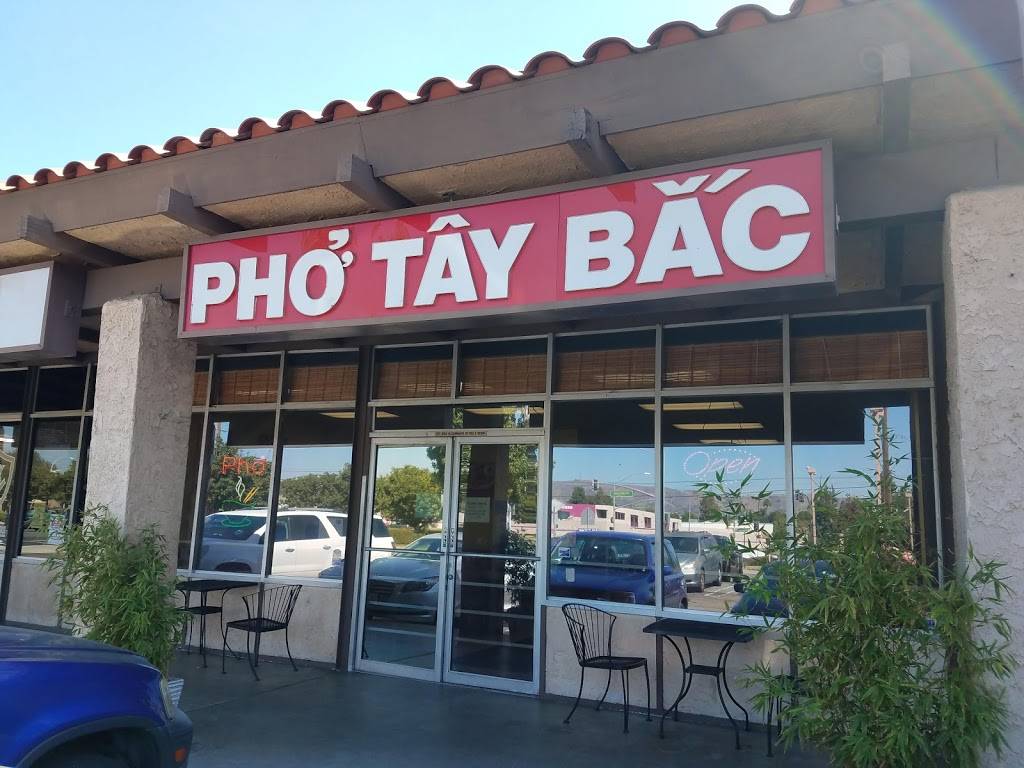 Pho Tay Bac Restaurant | restaurant | 860 W Imperial Hwy # A, Brea, CA 92821, USA | 7145292162 OR +1 714-529-2162