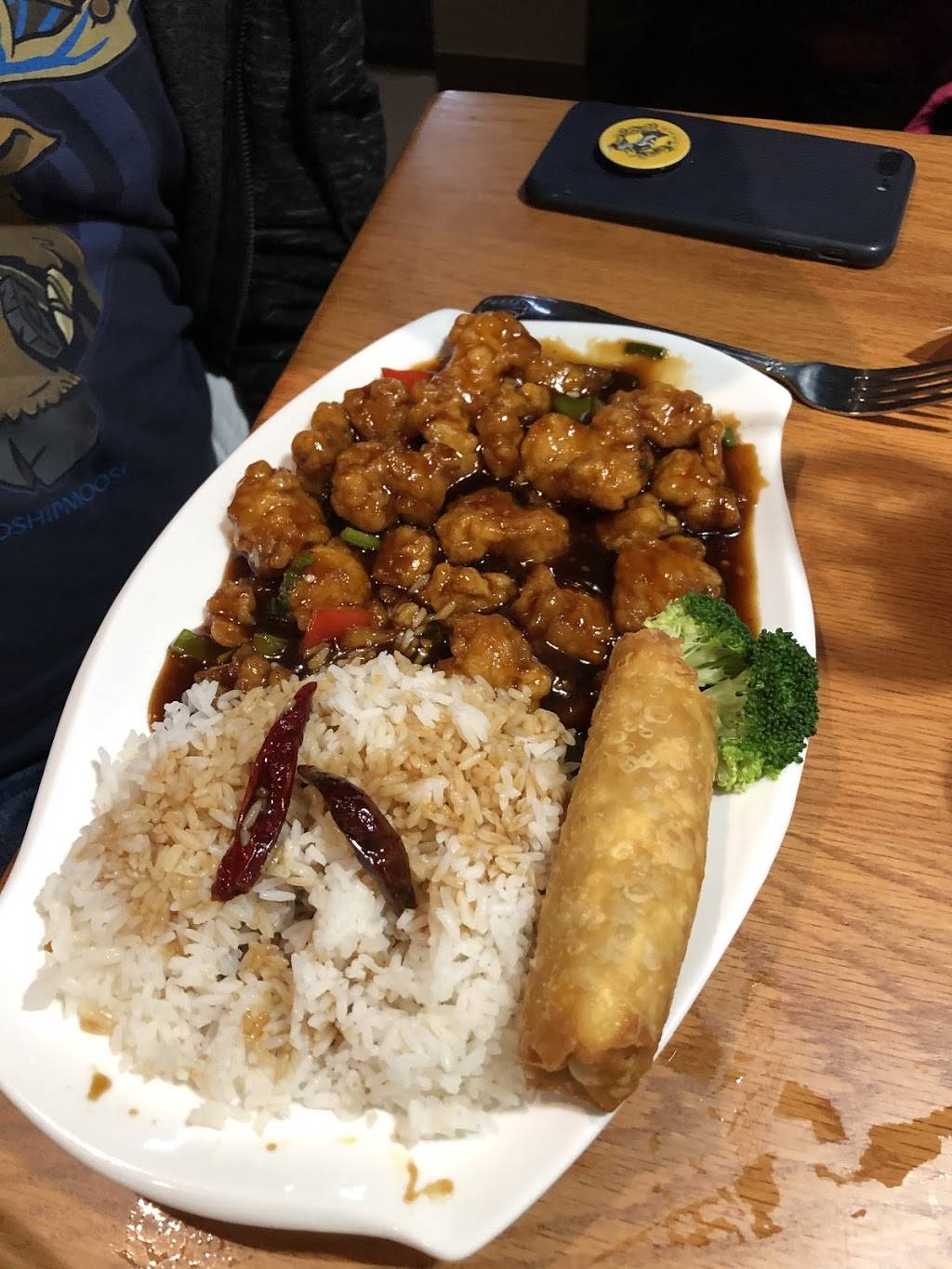 Wlins Asian cuisine | restaurant | 2105 Wall St STE 104, Spring Hill, TN 37174, USA | 6153028088 OR +1 615-302-8088