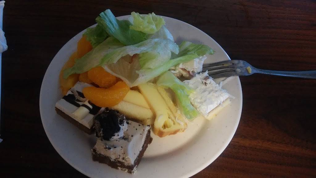 King Buffet | restaurant | 221 N Broad St, Winder, GA 30680, USA | 7705865088 OR +1 770-586-5088