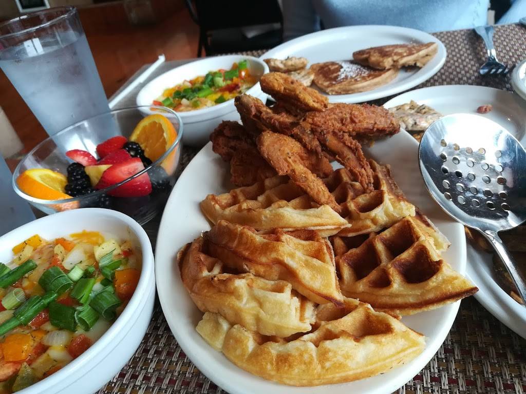 Le Petit Dejeuner | restaurant | 6470 E Jefferson Ave, Detroit, MI 48207, USA | 3137250257 OR +1 313-725-0257