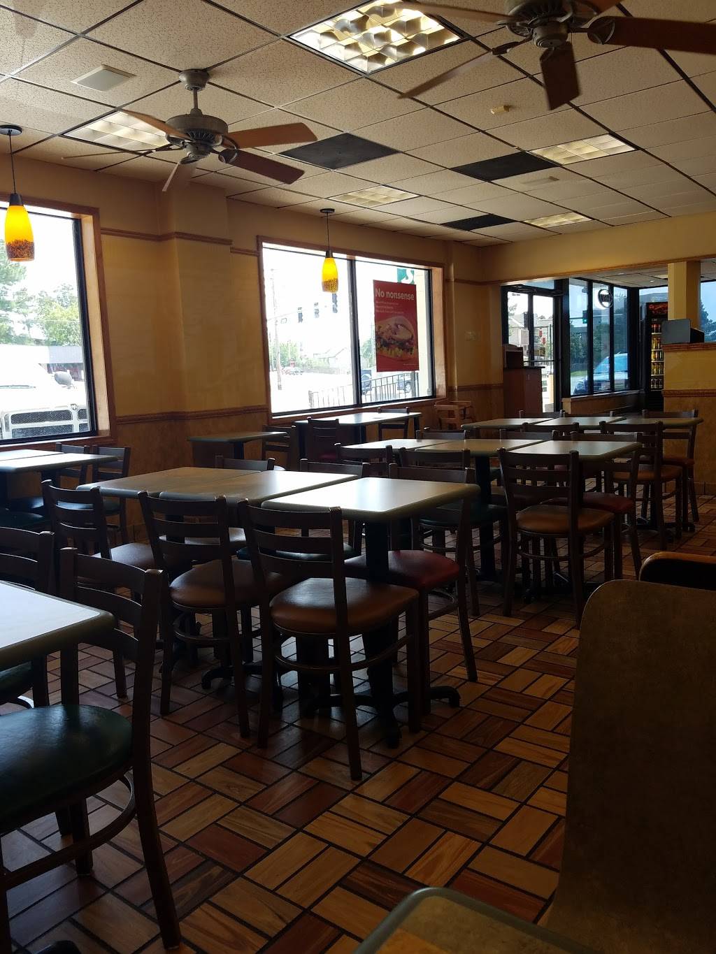 Subway | restaurant | 2302 E Johnson Ave, Jonesboro, AR 72401, USA | 8709330013 OR +1 870-933-0013