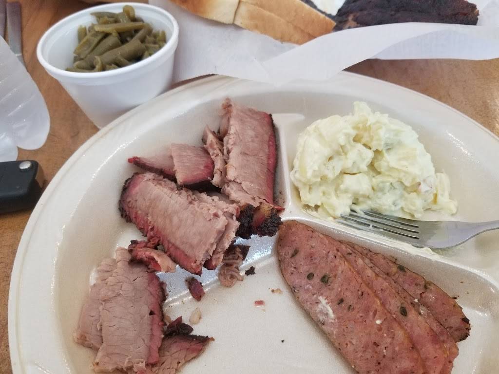 Smokey Mo’s BBQ | restaurant | 7418 Northwest Loop 410 #107, San Antonio, TX 78245, USA | 2107585835 OR +1 210-758-5835