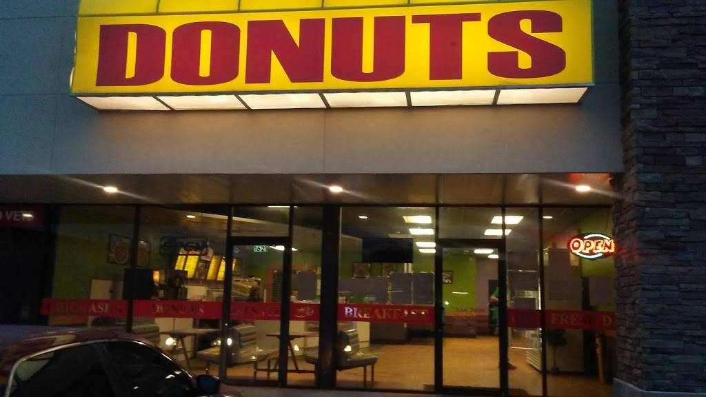 Chickasha Donuts | restaurant | 1621 S 4th St, Chickasha, OK 73018, USA | 4052243400 OR +1 405-224-3400