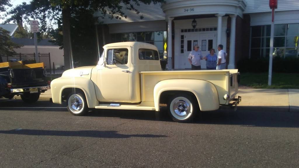 Capones Gourmet Pizza & Pasta | restaurant | 7630, 17 Washington St, Toms River, NJ 08753, USA | 7324731777 OR +1 732-473-1777