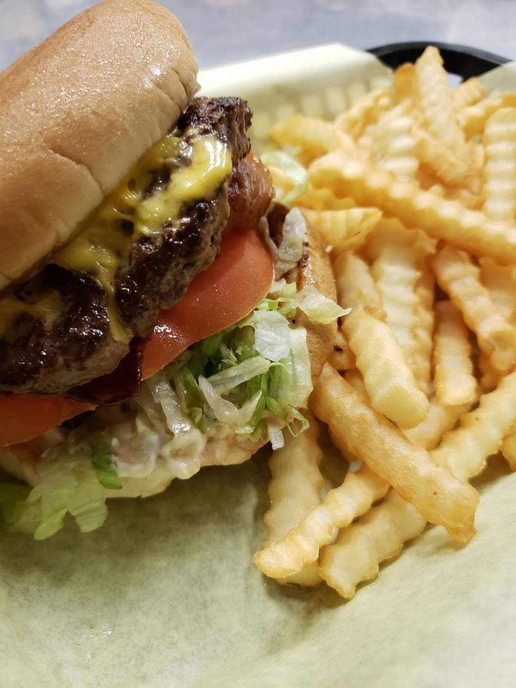 Richeys Grill | restaurant | 210 Park Ave #130, Oklahoma City, OK 73102, USA | 4052353663 OR +1 405-235-3663