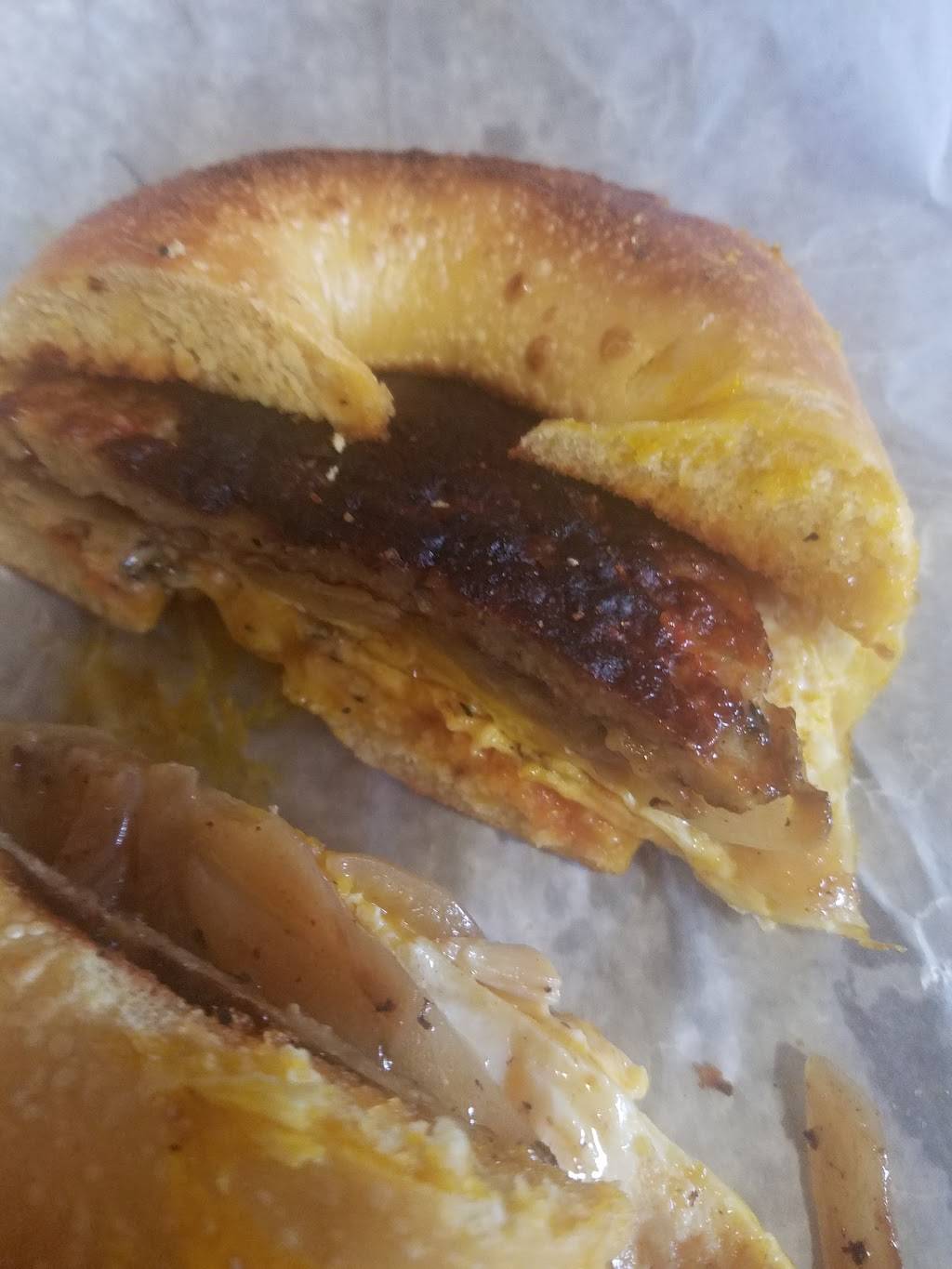 Grace Deli | restaurant | 77 Howells Rd, Bay Shore, NY 11706, USA | 6316474140 OR +1 631-647-4140