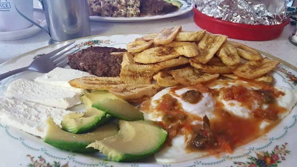 Los Antojitos Centroamericanos | restaurant | 3215 Davie Blvd, Fort Lauderdale, FL 33312, USA | 9545333175 OR +1 954-533-3175