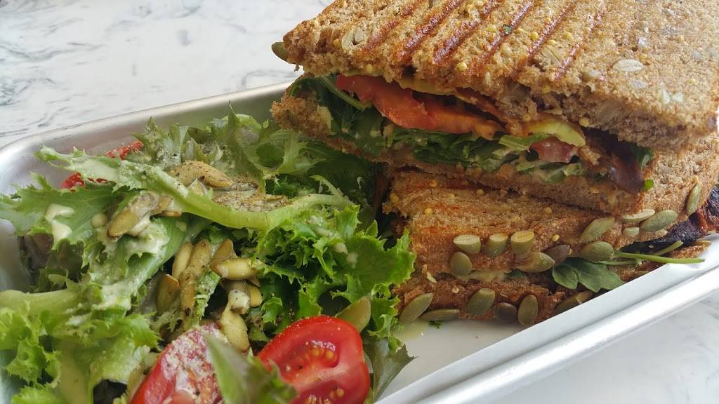 Kuka Juice | restaurant | 580 Perry Ave, Greenville, SC 29611, USA | 8648849037 OR +1 864-884-9037