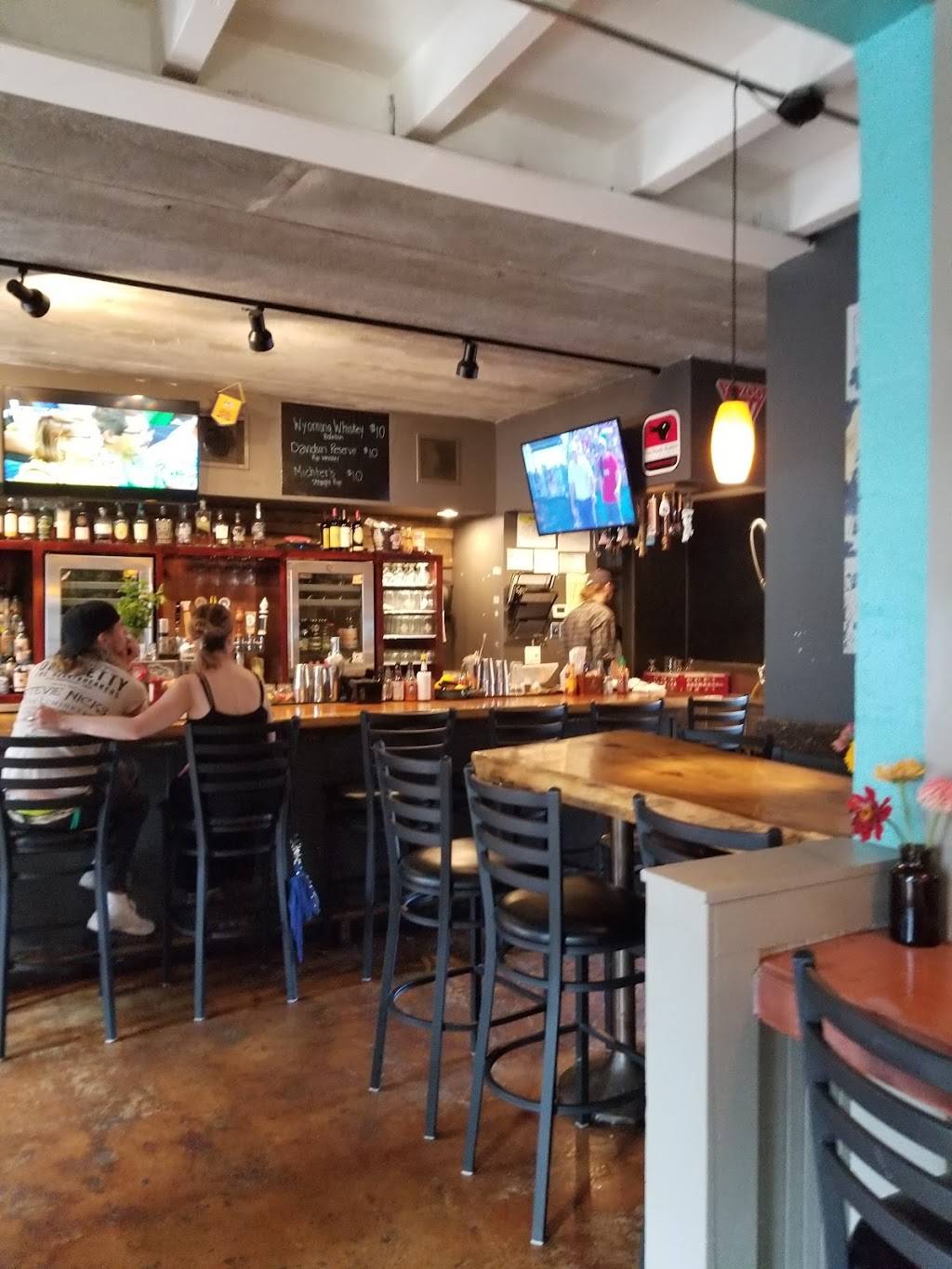 Rudies Seafood and Sausage | restaurant | 1402 McGavock Pk, Nashville, TN 37216, USA | 6156455167 OR +1 615-645-5167