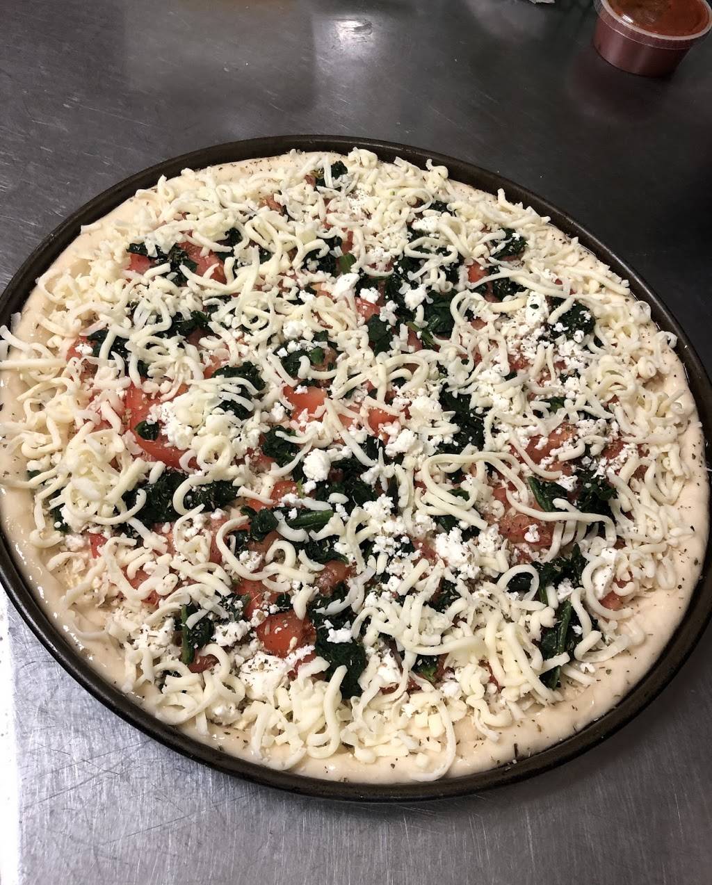 Family House Of Pizza | restaurant | 8 US-2, Newport, ME 04953, USA | 2073686277 OR +1 207-368-6277