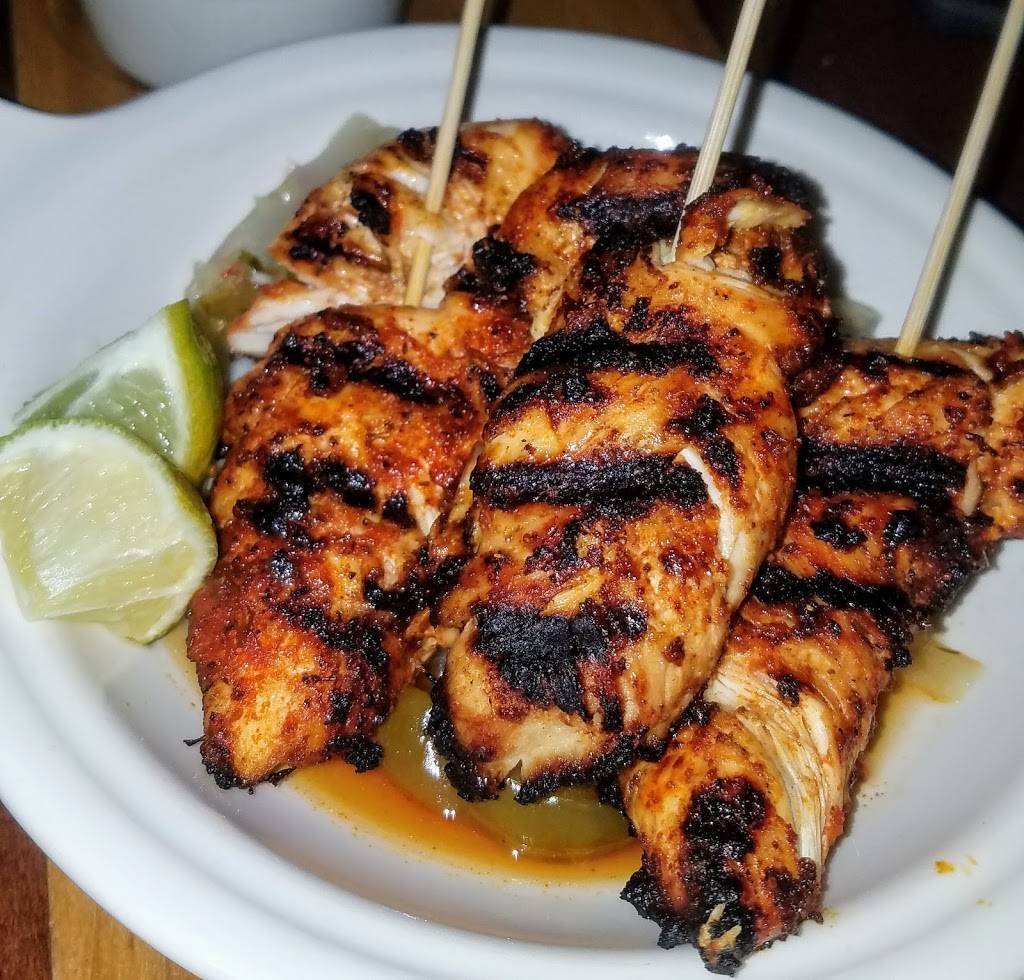 El Carnicero | restaurant | 16918 Detroit Ave, Lakewood, OH 44107, USA | 2162263415 OR +1 216-226-3415