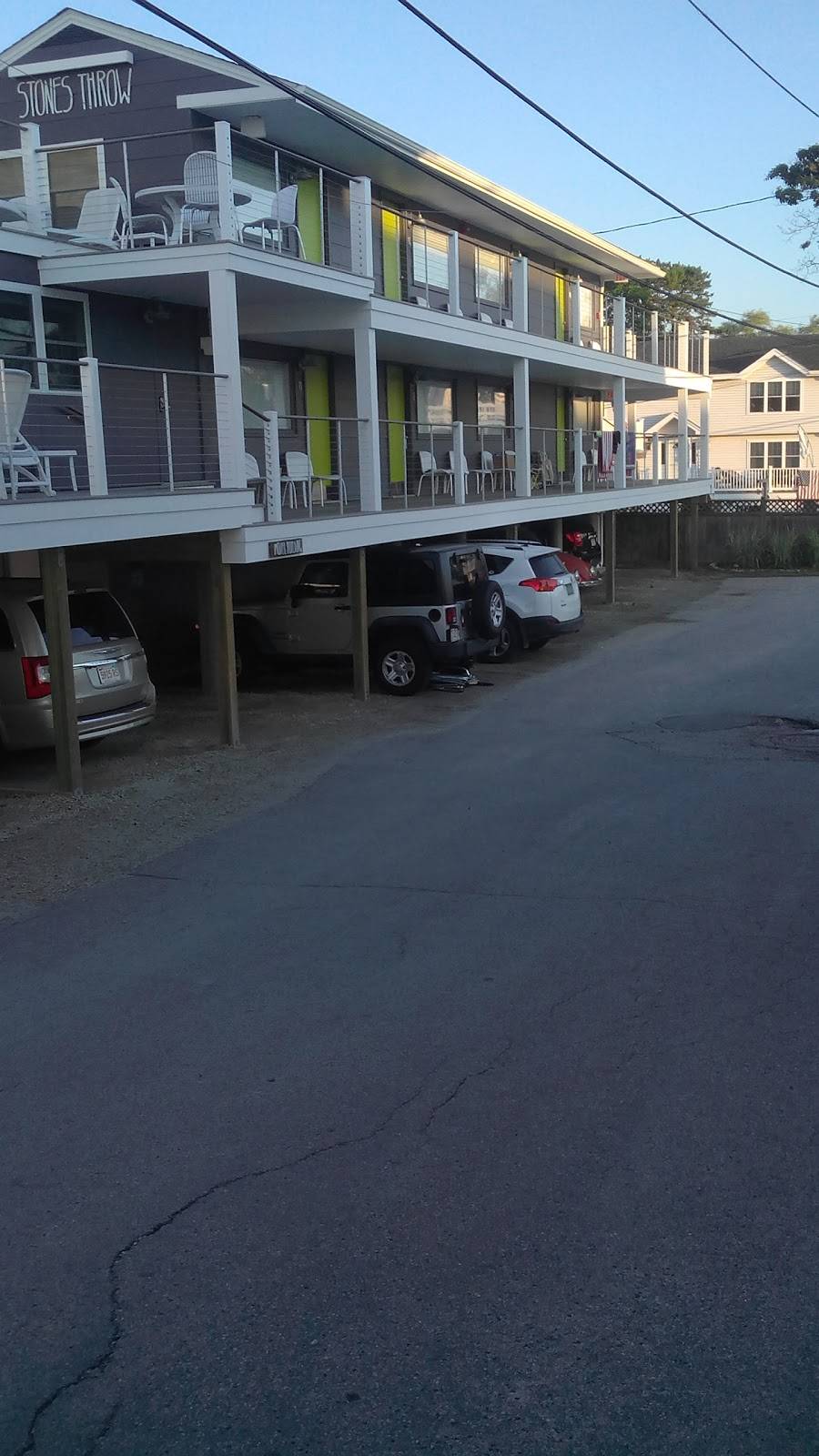 Stones Throw Hotel and Restaurant | restaurant | 123 Long Beach Ave, York, ME 03909, USA | 2073613116 OR +1 207-361-3116