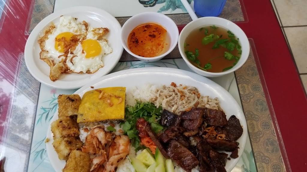 Viet Hoa Restaurant | restaurant | 4805 Laguna Blvd # 101, Elk Grove, CA 95758, USA | 9164284295 OR +1 916-428-4295