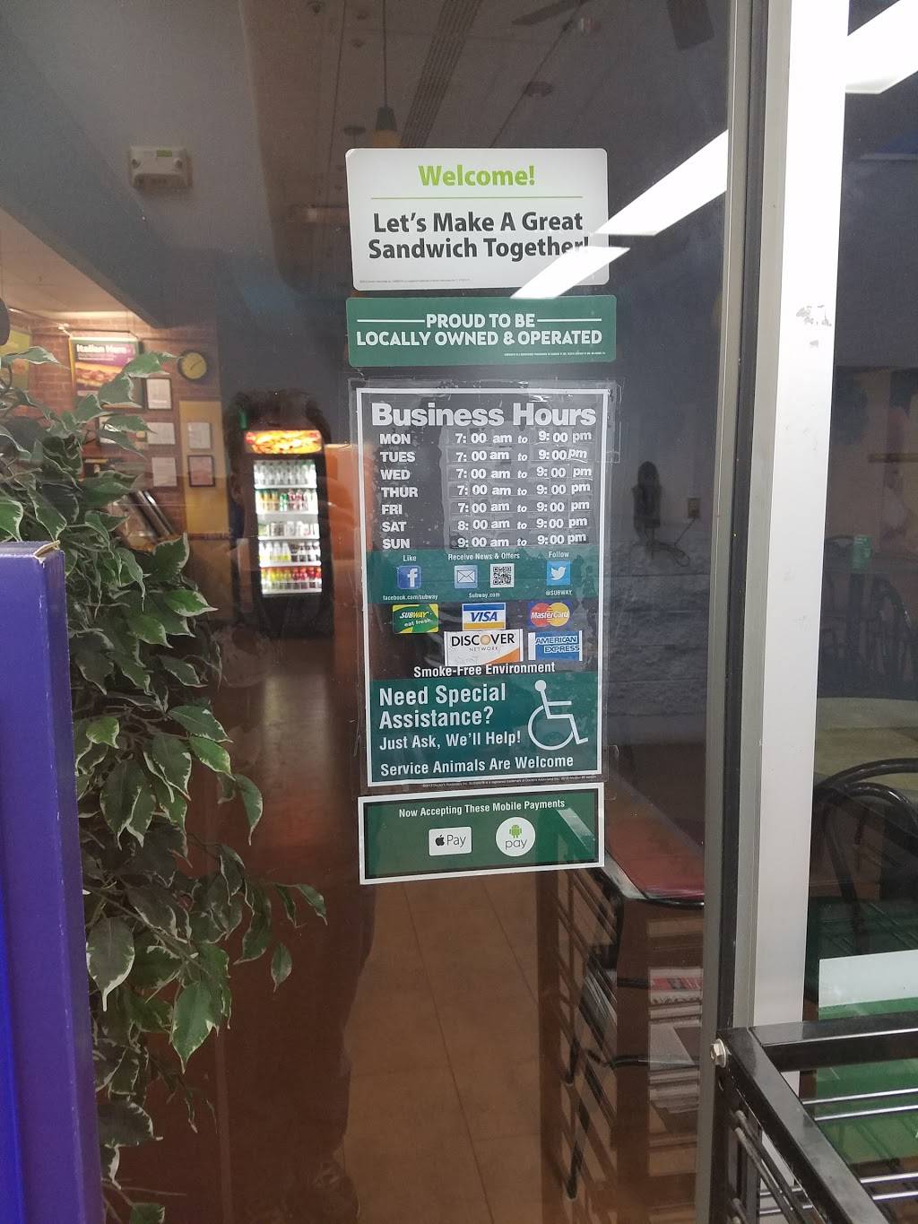 Subway | restaurant | 2200 US-641, Camden, TN 38320, USA | 7315840554 OR +1 731-584-0554