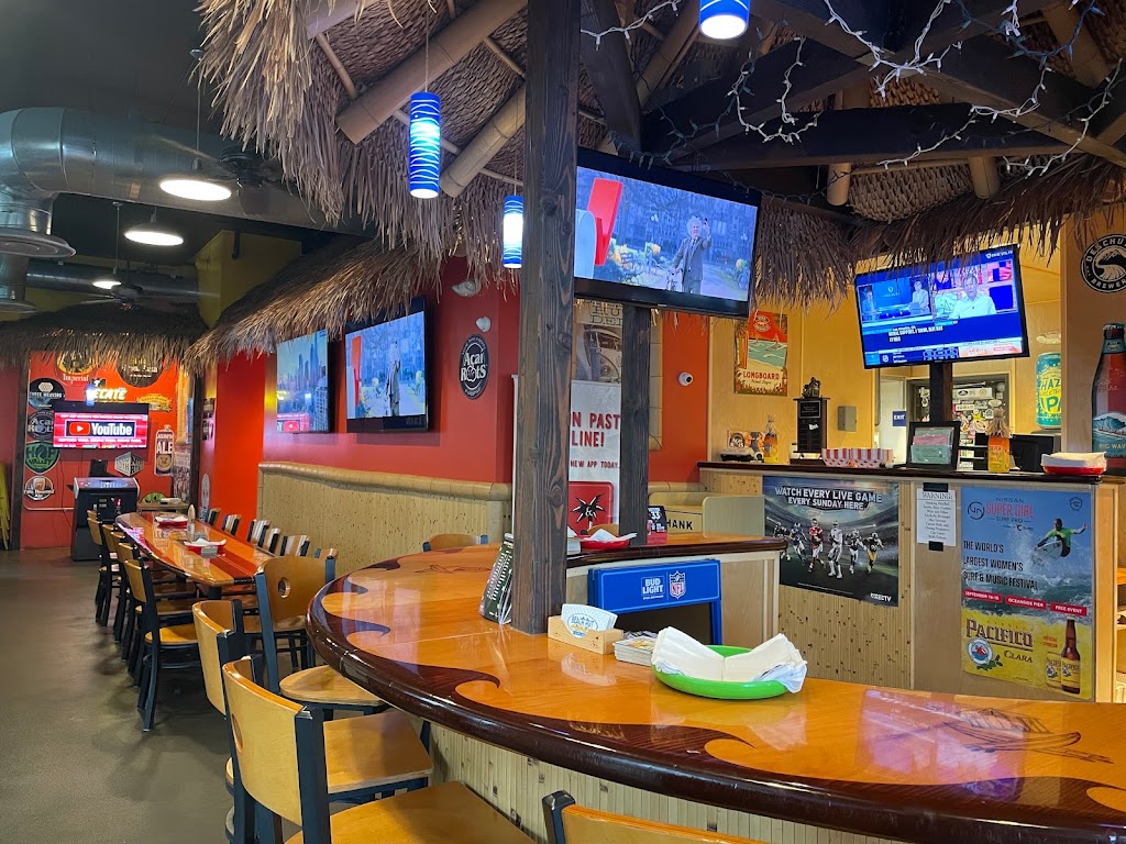 Beach Hut Deli | restaurant | 280 Mission Ave #105, Oceanside, CA 92054, USA | 7605299767 OR +1 760-529-9767