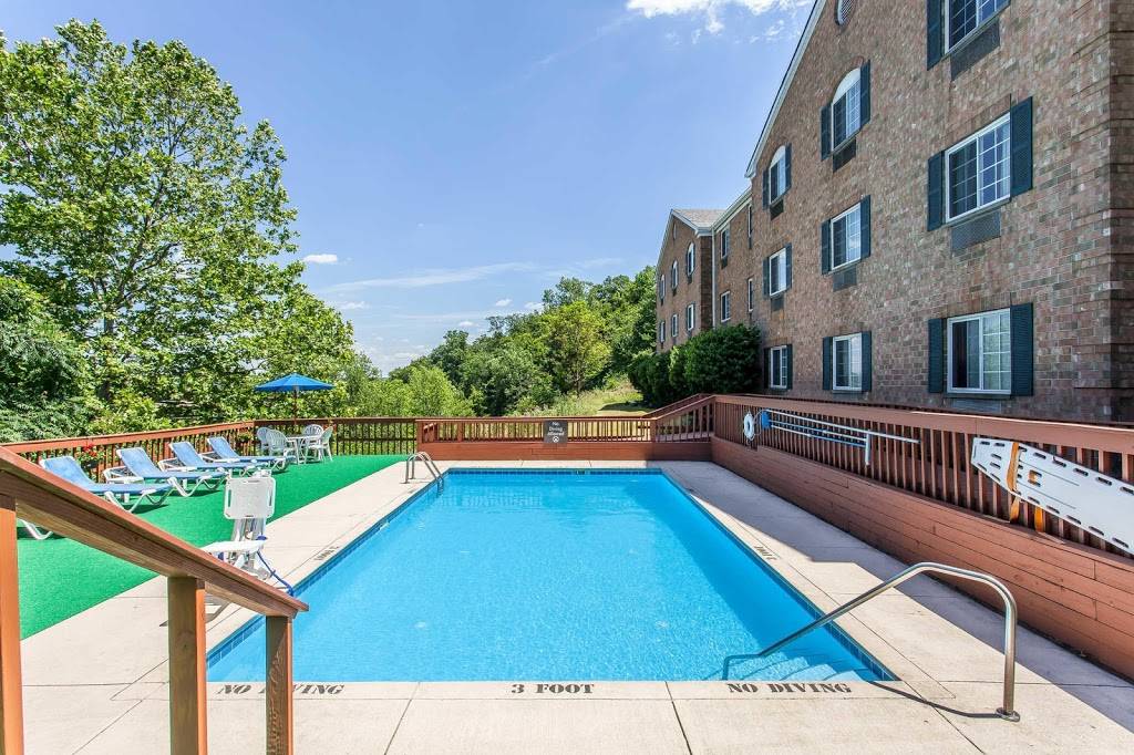 Comfort Inn | restaurant | 6191 Quarry Ln, Independence, OH 44131, USA | 2165038752 OR +1 216-503-8752