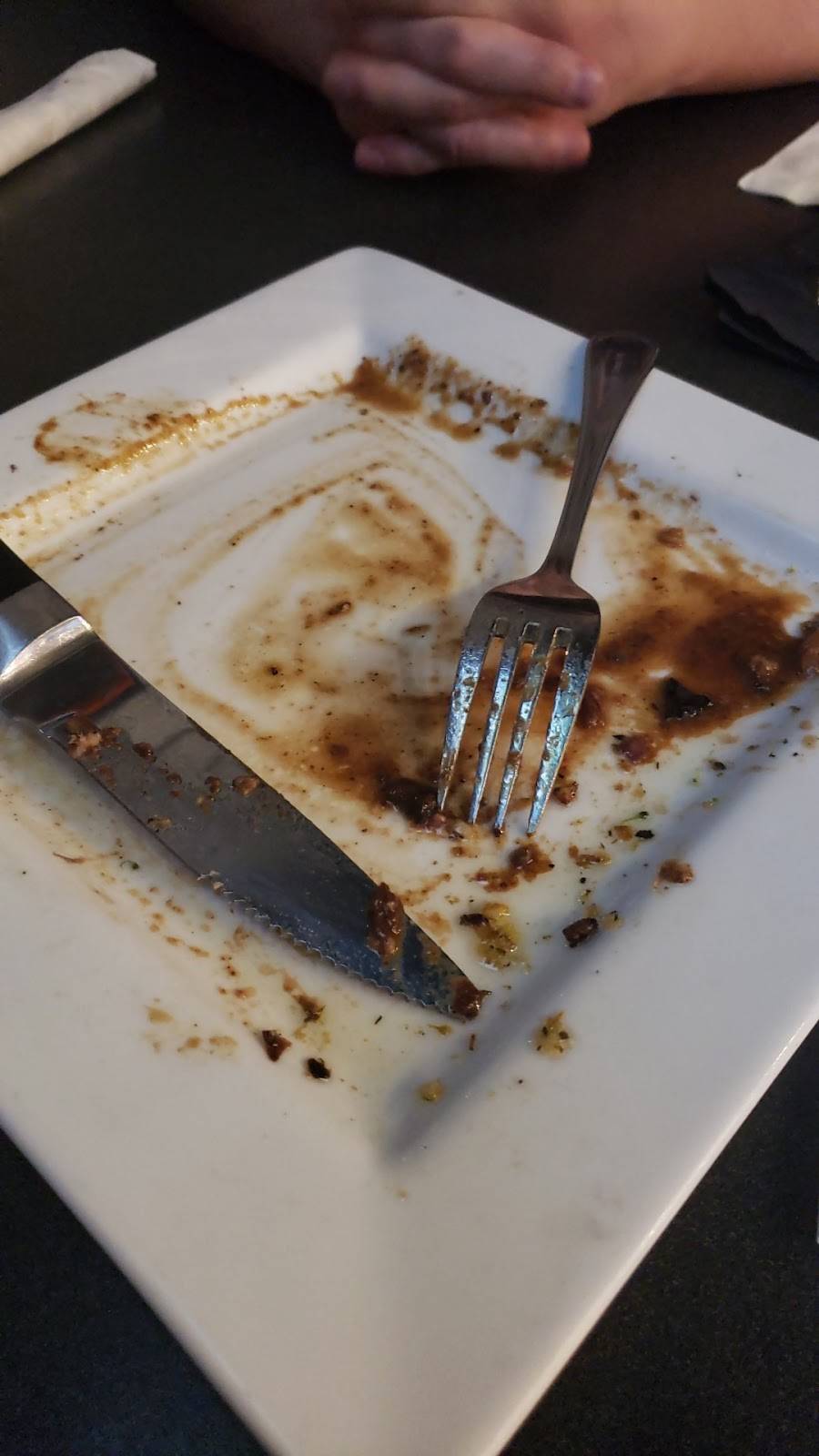 Northville Sports Den | restaurant | 133 W Main St, Northville, MI 48167, USA | 2483475993 OR +1 248-347-5993