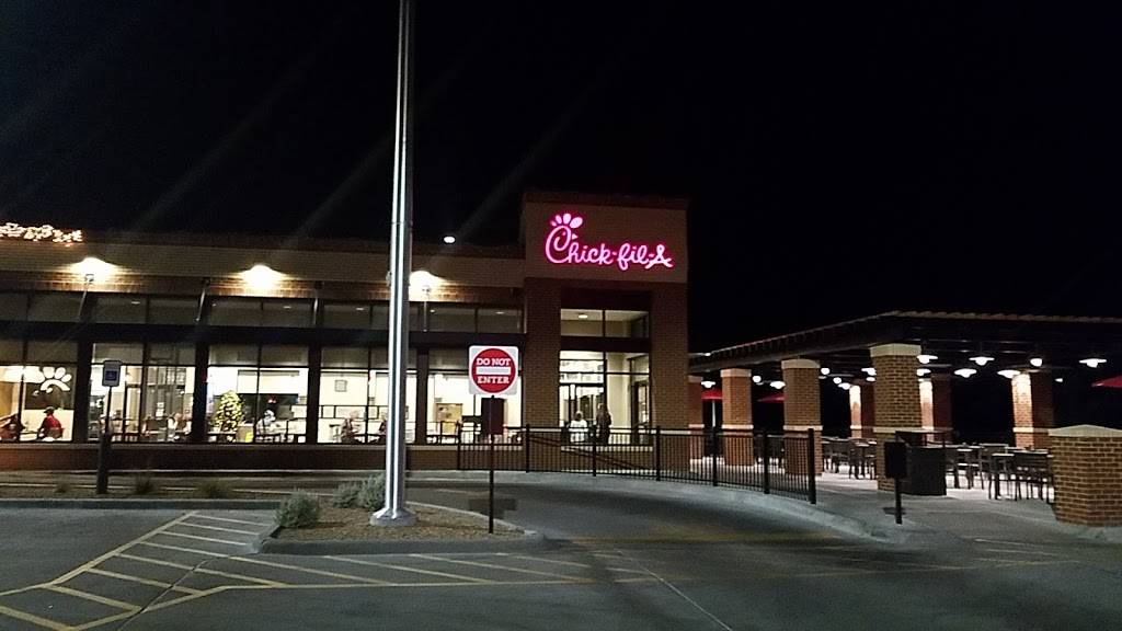 Chick-fil-A | restaurant | 1105 E University Ave, Las Cruces, NM 88001, USA | 5755216247 OR +1 575-521-6247