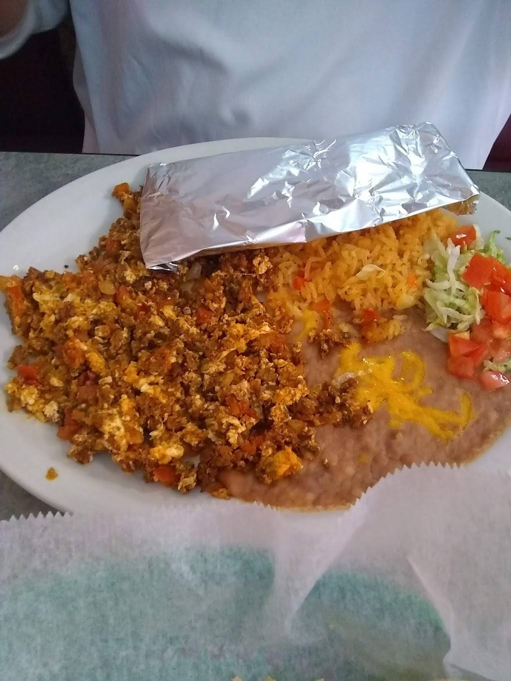 Serranos A Family Mexican Restaurant | restaurant | 114 W Jefferson St, Clinton, MO 64735, USA | 6603831730 OR +1 660-383-1730