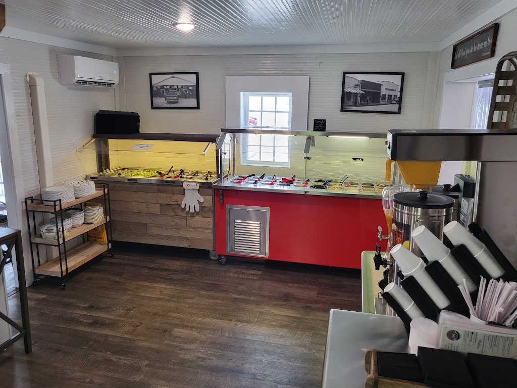 Scratch Kitchen | restaurant | 104 N Main St, Byrdstown, TN 38549, USA | 9318640090 OR +1 931-864-0090