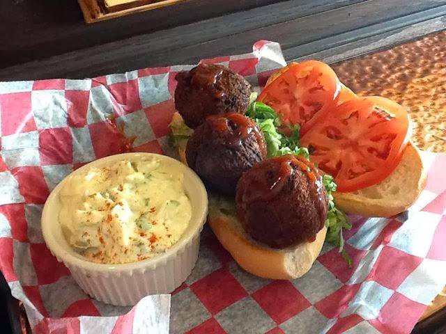 Lone Star BBQ & Grill | restaurant | 408 S 3rd St, St Peter, MN 56082, USA | 5079343314 OR +1 507-934-3314