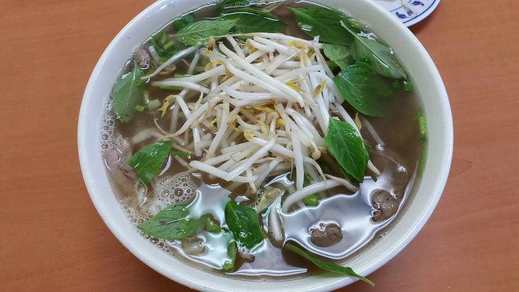Pho Tay Bac Restaurant | restaurant | 860 W Imperial Hwy # A, Brea, CA 92821, USA | 7145292162 OR +1 714-529-2162