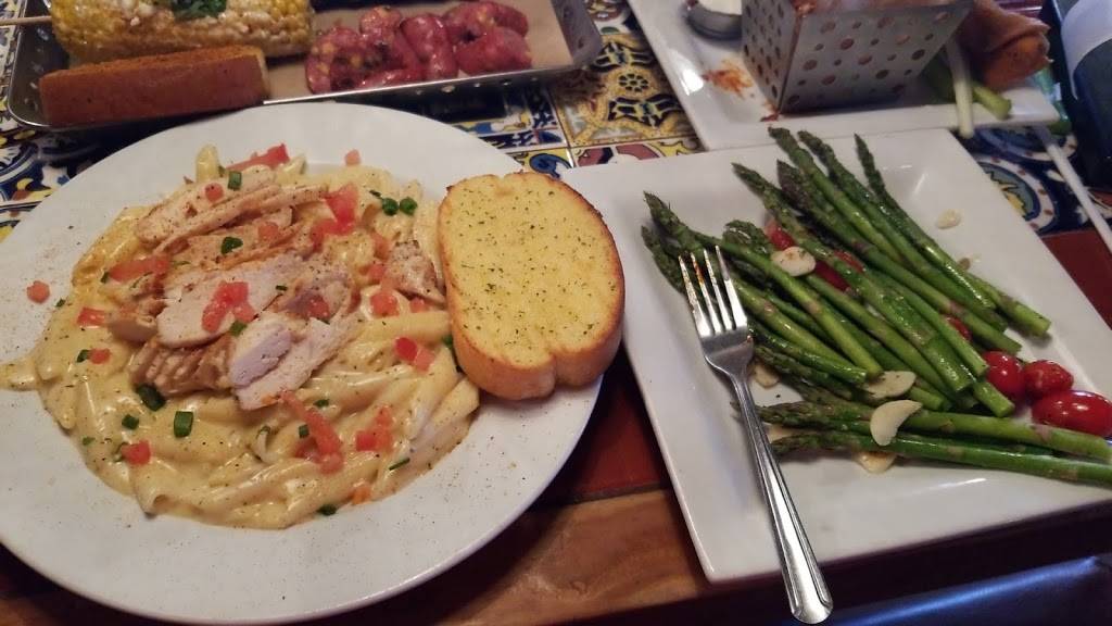 Chilis Grill & Bar | meal takeaway | 620 Birk Rd, Martinsville, IN 46151, USA | 7653498227 OR +1 765-349-8227