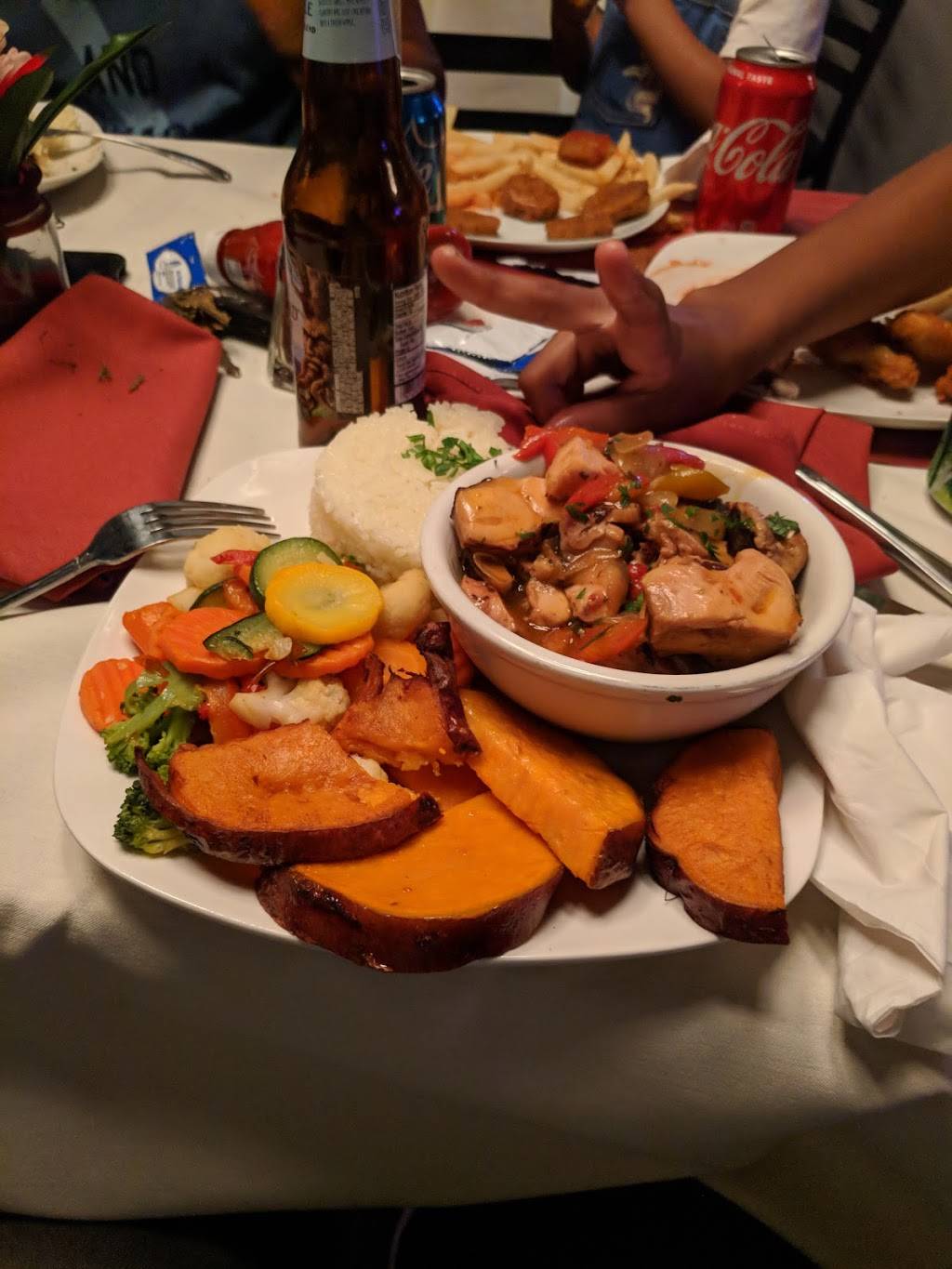 Cantinho Bar & Grill | restaurant | 82 Pawtucket Ave, Pawtucket, RI 02860, USA | 4017284700 OR +1 401-728-4700