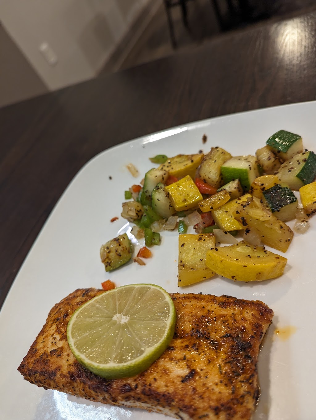 Legends Bistro and Lounge | restaurant | 320 Paul W Bryant Dr, Tuscaloosa, AL 35401, USA | 2053431125 OR +1 205-343-1125