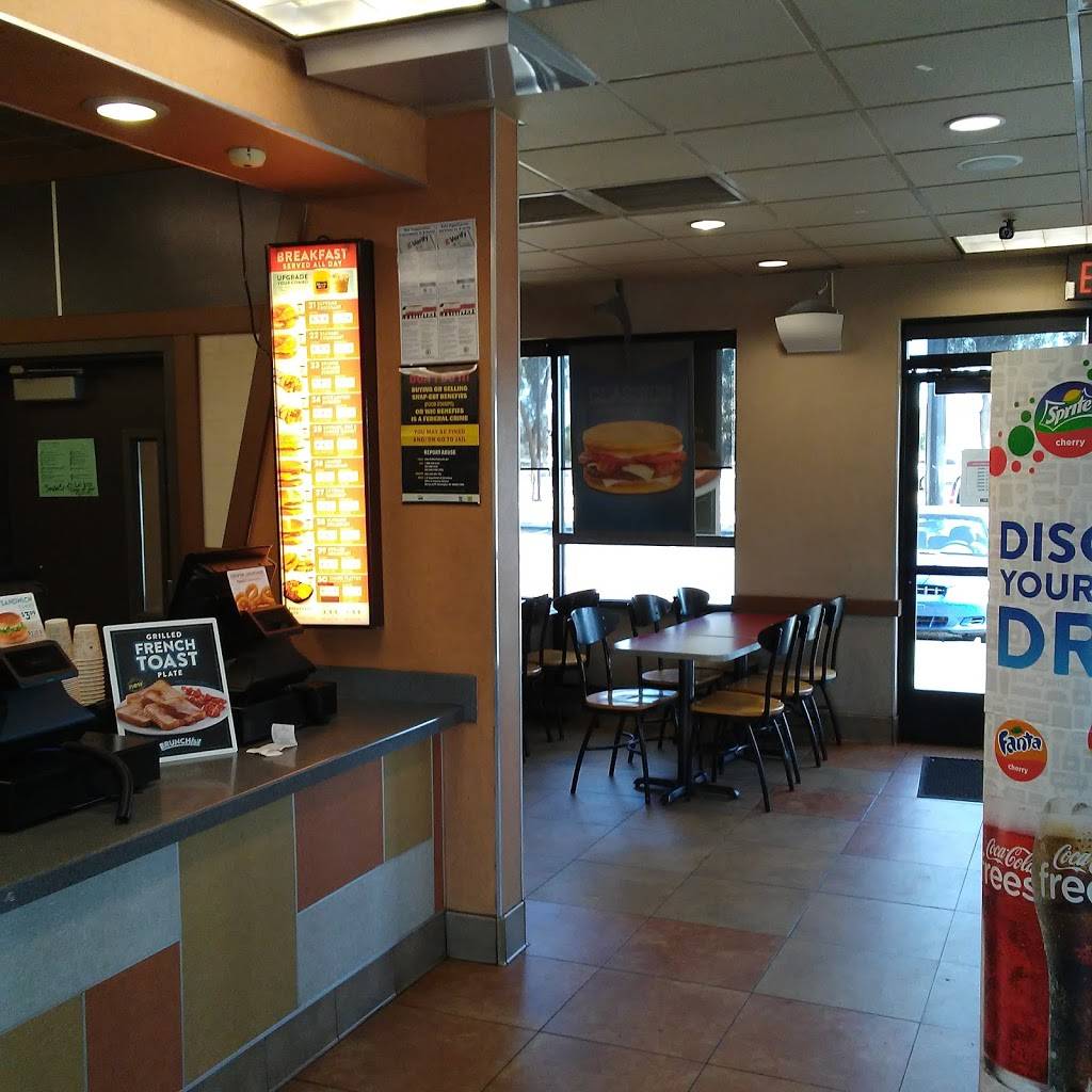 Jack in the Box | restaurant | 2520 W Glendale Ave, Phoenix, AZ 85051, USA | 6029953677 OR +1 602-995-3677
