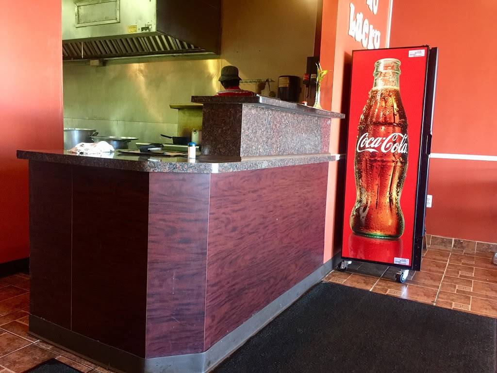 Banh Mi Lucky | restaurant | 25675 Joy Rd, Dearborn Heights, MI 48127, USA | 3134065719 OR +1 313-406-5719