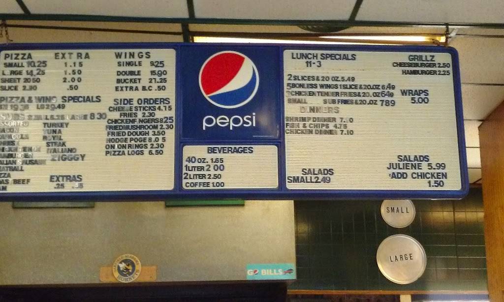 Santinos Pizza | restaurant | 2 Main St, Oakfield, NY 14125, USA | 5859485266 OR +1 585-948-5266