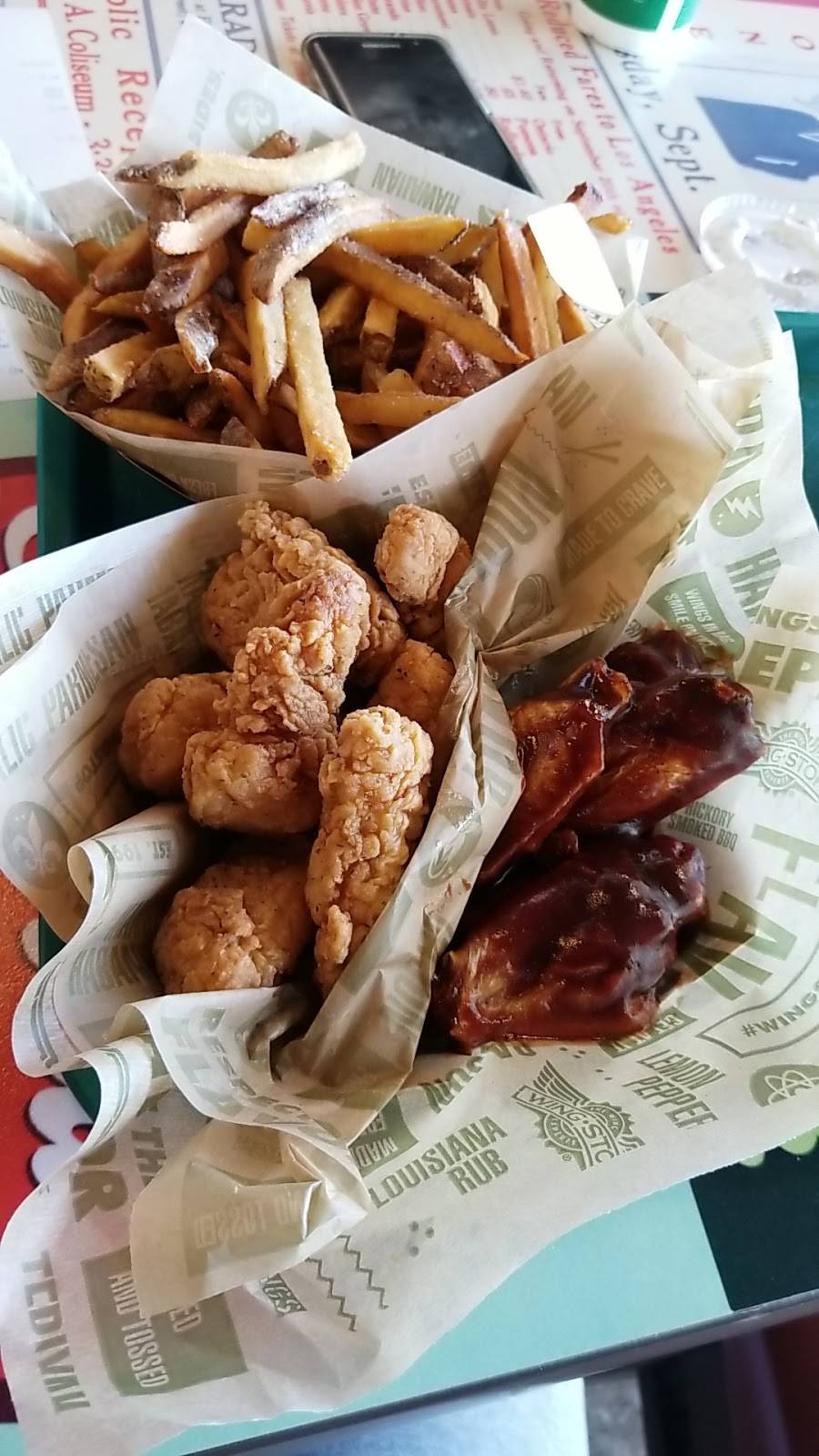 Wingstop | restaurant | 2240 S Cicero Ave, Cicero, IL 60804, USA | 7084776809 OR +1 708-477-6809